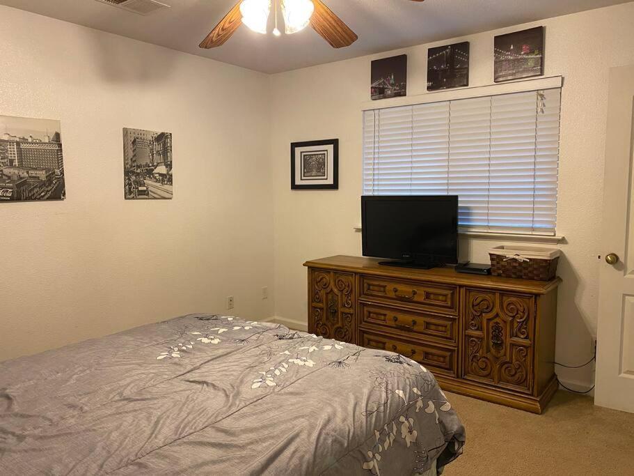 Waxberry Getaway Sequoia/Kings Canyon National Pks وادي سكوا المظهر الخارجي الصورة