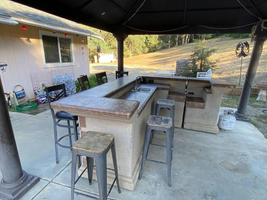 Waxberry Getaway Sequoia/Kings Canyon National Pks وادي سكوا المظهر الخارجي الصورة