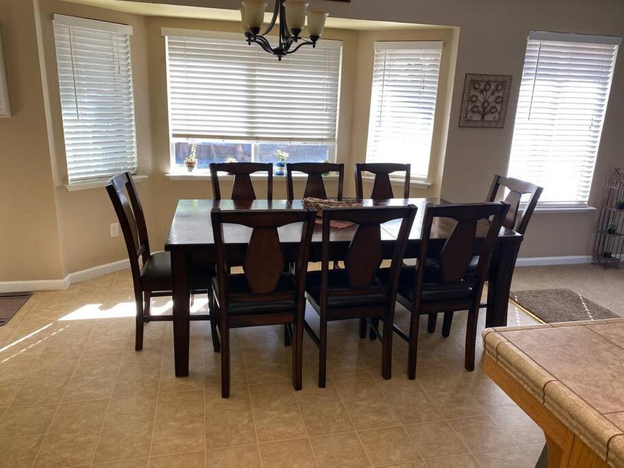 Waxberry Getaway Sequoia/Kings Canyon National Pks وادي سكوا المظهر الخارجي الصورة
