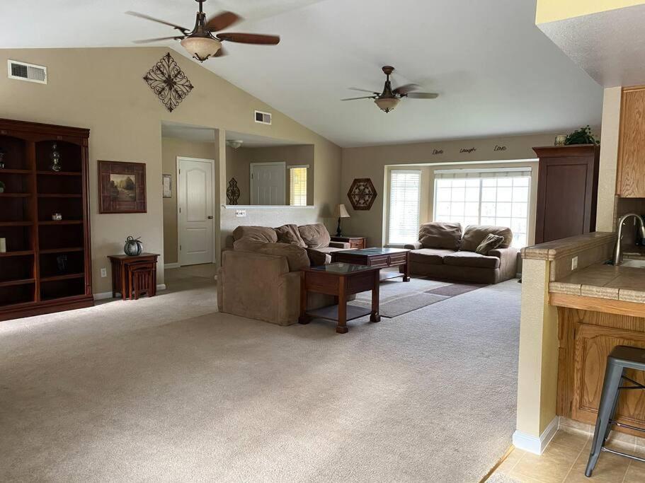 Waxberry Getaway Sequoia/Kings Canyon National Pks وادي سكوا المظهر الخارجي الصورة