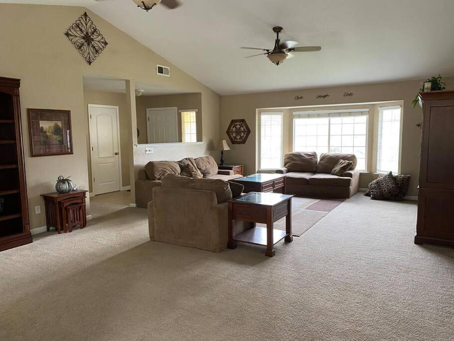 Waxberry Getaway Sequoia/Kings Canyon National Pks وادي سكوا المظهر الخارجي الصورة